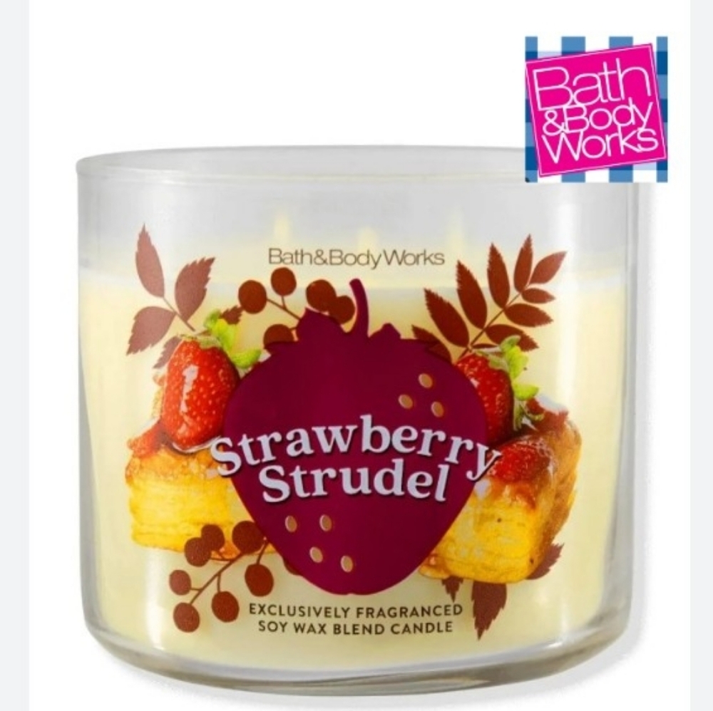 Bath & Body Works Strawberry Strudel 3 Wick Candle NWT